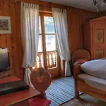 Schlosswirt Hotel