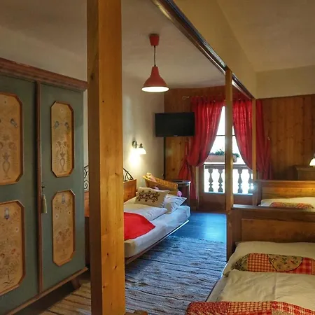 Hotel Schlosswirt Großkirchheim