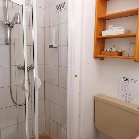 Schlosswirt فندق