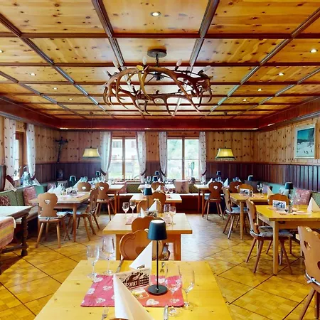 Hotel Schlosswirt Grosskirchheim