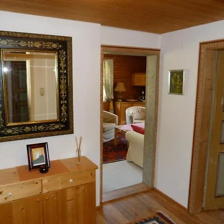 מלון Schlosswirt 3*