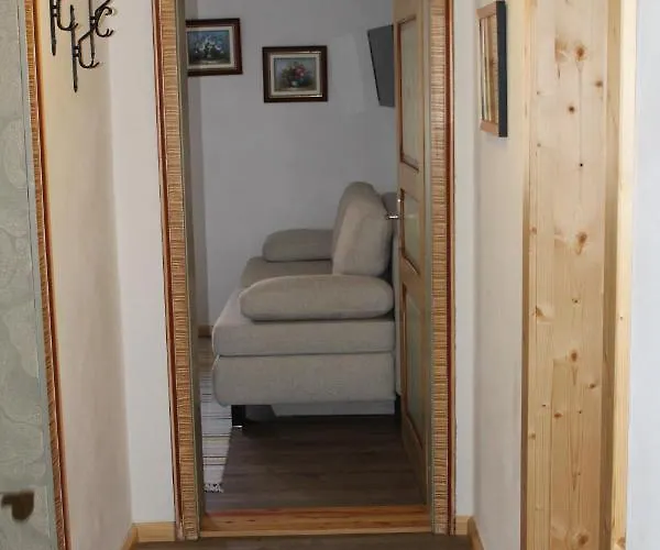 Schlosswirt Hotel 3*