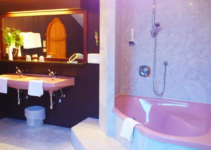 Schlosswirt Hotel 3*