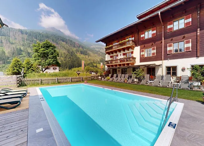 Schlosswirt Hotel 3*